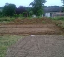 Le terrain est propre au d&eacute;part des ouvriers.
Important quand vous avez une caution sur lotissement (si d&eacute;gradation votre caution est engag&eacute;e que ce soit de votre faute ou non, donc soyez vigilent et passez r&eacute;guli&egrave;rement)