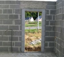 Porte de service du garage