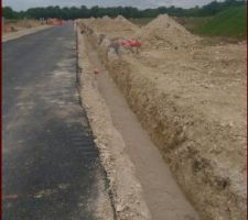 Photo envoyer par Kenzo91 aujourdhui voisin du lotissement merci a toi de m'envoyer des photos pr faire partager l'avancement des travaux