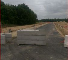 Photo envoyer par Kenzo91 aujourdhui voisin du lotissement merci a toi de m'envoyer des photos pr faire partager l'avancement des travaux