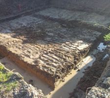 Début des fouilles pleine masse.
Traces des pluies catastrophiques des 2 dernières semaines.