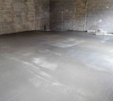 Vue apr&egrave;s coulage de la chape