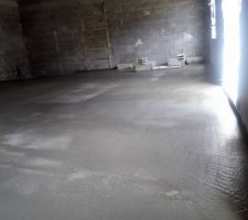 Vue apr&egrave;s coulage de la chape