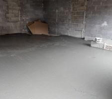 Vue apr&egrave;s coulage de la chape