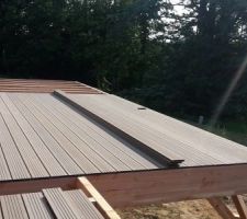 Lames de terrasse en bois composite - pose droite