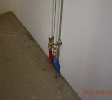 Chape, plomberie et placo terminés. Dernières finitions électriques et cie.