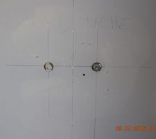 Chape, plomberie et placo terminés. Dernières finitions électriques et cie.