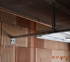 Chape, plomberie et placo terminés. Dernières finitions électriques et cie.
Garage, ça faisait longtemps!