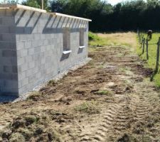 Drain terminer sur le coté gauche de la maison