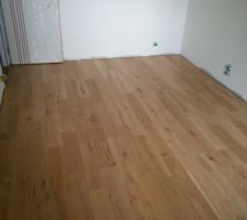 Parquet posé dans la chambre n°3