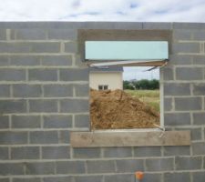 Coffre volet roulant électrique fenêtre cuisine