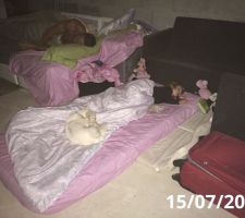 Amenagement de notre sous sol apres que Phenix nous ai laissé de côté, et que notre préavis de logement est passé..: nous sommes à la rue avec une petite de 2 ans... Heureusement que nous avons les clés du sous sol