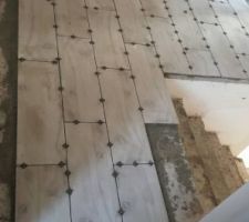 Carrelage palier en cours