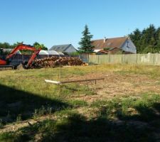 Bornage de la maison, enfin &ccedil;a commence ! :)