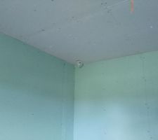 Salle de bain du rez de chauss&eacute;e