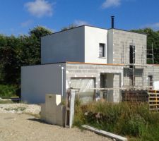 Vue générale au nord-ouest.
Léger spectre étage Nord, à suivre.