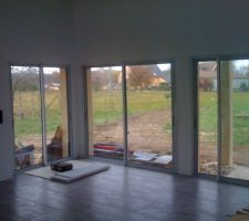 Une vue du salon cot&eacute; Sud