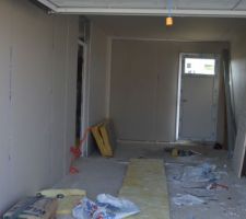 Garage isolé aussi mais hélas en plus à payer