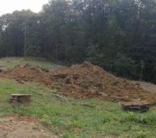 Terrassement de notre plateforme de la maison, chemin d'accès et tranchées réseaux