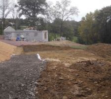 Terrassement de notre plateforme de la maison, chemin d'accès et tranchées réseaux