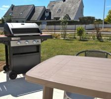 Barbecue Campingaz series 3 woody ld et le salon de jardin.