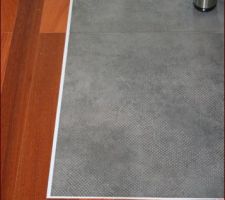 Joint entre carrelage et parquet