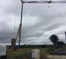 La grue est mont&eacute;e !