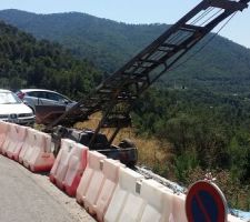 Le monte matériaux est la...
Reste à le descendre...