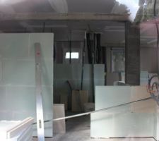 Entrée de dressing, et de chambre à droite