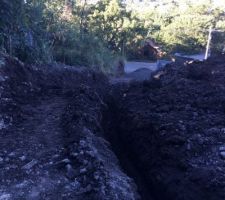 Emplacement de l'all&eacute;e et tranch&eacute;e pour les gaines
