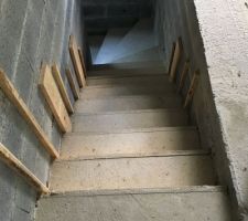 L'escalier du garage au séjour!