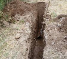 Les tranch&eacute;es pour SAUR et ORANGE sur 200 M . Pas facile !!! :)