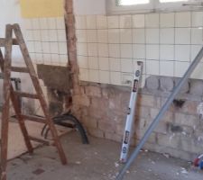 Ancienne emplacement salle de bain,cuisine