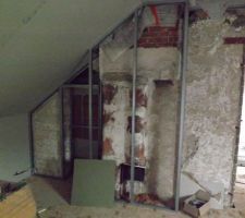 Habillage pignon et placard chambre 2