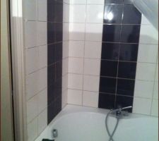 Faïence salle de bain en cours plus qu'a faire les joints