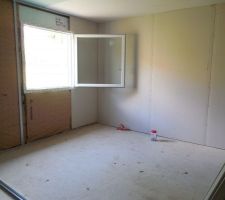 Isolation/Placo - Chambre depuis la salle de bain.