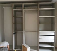 3eme chambre transforme en dressing