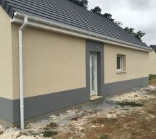 Le ravalement Blanc cassé et Gris froid