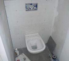 WC suspendus