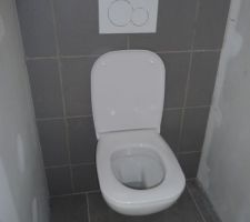 WC suspendus
