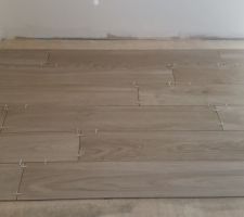 Carrelage imitation parquet