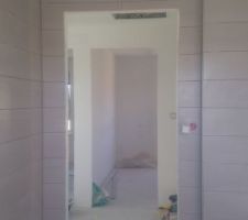 Entrée de la salle de bains