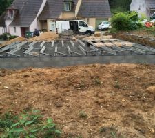 Après 2mois sans travaux enfin ça fait du bien de voir reprendre