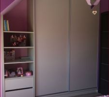 Placard de la chambre de mademoiselle