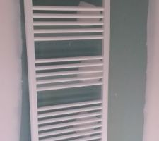 S&egrave;che serviette SdB de l'&eacute;tage