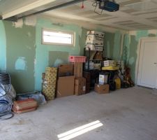 Le garage avant