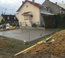 Dalle coulée partielement