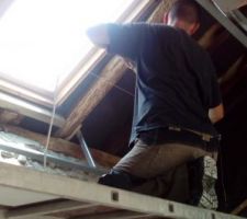 Pose du placo pour l entourage du velux
Enfin le plafond terminer ce fut longt mais ca c fait