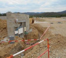 Viabilisation de tous les terrains en cours, pose des r&eacute;seaux &eacute;lectriques et Telecom