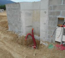 Viabilisation de tous les terrains en cours, pose des r&eacute;seaux &eacute;lectriques et Telecom